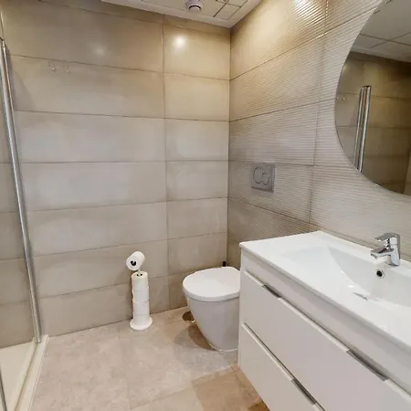 Aguas Nuevas 92 Top Floor